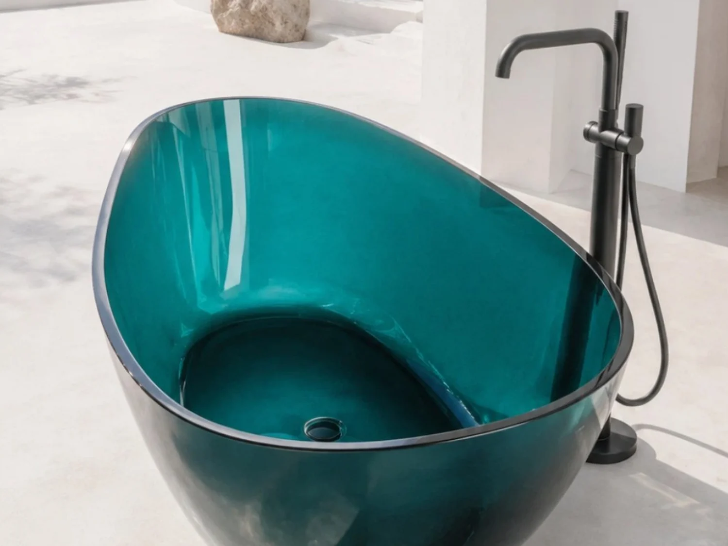 Colorful freestanding bathtub with translucent finish